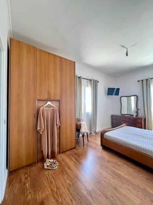Theasis Apartments Adamantas  Luaran gambar